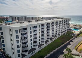 Inlet Reef 205 2 Bedroom Apts by RedAwning