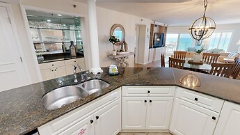 Inlet Reef 205 2 Bedroom Apts by RedAwning