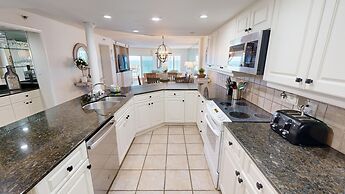 Inlet Reef 205 2 Bedroom Apts by RedAwning