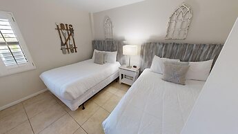 Inlet Reef 205 2 Bedroom Apts by RedAwning