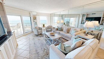 Inlet Reef 205 2 Bedroom Apts by RedAwning