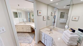 Inlet Reef 205 2 Bedroom Apts by RedAwning