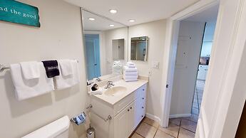 Inlet Reef 205 2 Bedroom Apts by RedAwning