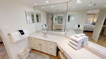 Inlet Reef 205 2 Bedroom Apts by RedAwning