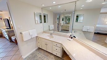 Inlet Reef 205 2 Bedroom Apts by RedAwning