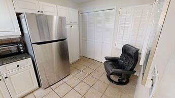 Inlet Reef 205 2 Bedroom Apts by RedAwning