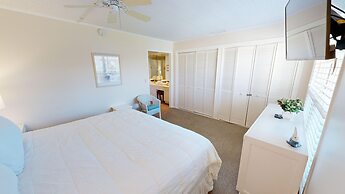 Sandpiper Cove 1082 2 Bedroom Condo by RedAwning