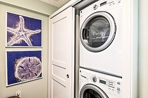 Inlet Reef 405 3 Bedroom Condo by RedAwning