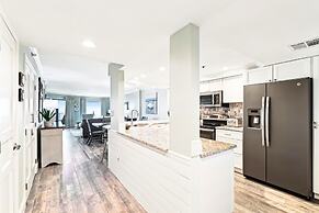 Inlet Reef 405 3 Bedroom Condo by RedAwning