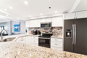 Inlet Reef 405 3 Bedroom Condo by RedAwning