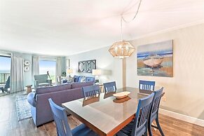Inlet Reef 405 3 Bedroom Condo by RedAwning