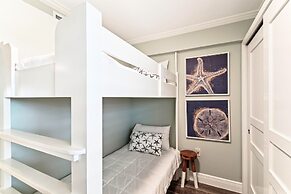 Inlet Reef 405 3 Bedroom Condo by RedAwning