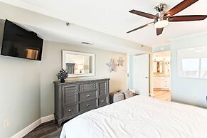 Inlet Reef 405 3 Bedroom Condo by RedAwning