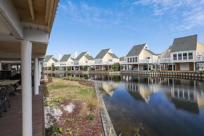 Sandpiper Cove 0012 3 Bedroom Villa by RedAwning