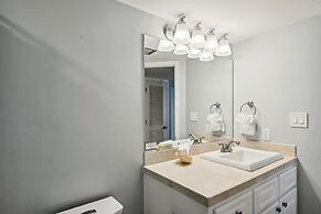 Inlet Reef 314 2 Bedroom Condo by RedAwning