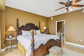 Oceania 204 3 Bedroom Condo by RedAwning
