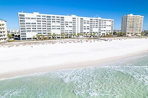 Oceania 106 3 Bedroom Condo by RedAwning