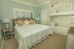 Oceania 106 3 Bedroom Condo by RedAwning