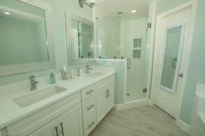 Oceania 106 3 Bedroom Condo by RedAwning