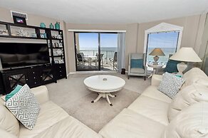 Inlet Reef 306 2 Bedroom Condo by RedAwning