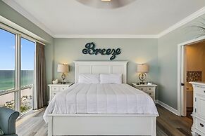 Oceania 703 3 Bedroom Condo by RedAwning