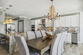 Oceania 703 3 Bedroom Condo by RedAwning