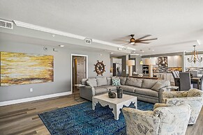 Oceania 703 3 Bedroom Condo by RedAwning