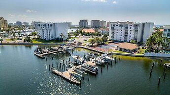 Dolphin Point 104b 2 Bedroom Condo by RedAwning