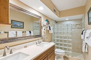 Dolphin Point 104b 2 Bedroom Condo by RedAwning