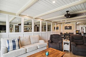 Dolphin Point 104b 2 Bedroom Condo by RedAwning