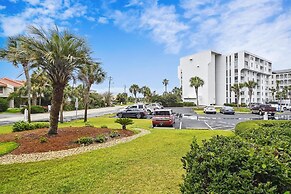 Dolphin Point 104b 2 Bedroom Condo by RedAwning