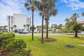 Dolphin Point 104b 2 Bedroom Condo by RedAwning