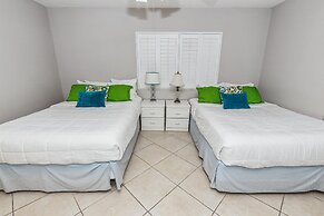 Shoreline Towers 1063 2 Bedroom Condo by RedAwning