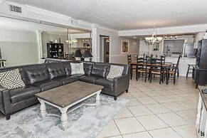 Shoreline Towers 1063 2 Bedroom Condo by RedAwning