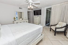 Shoreline Towers 1063 2 Bedroom Condo by RedAwning