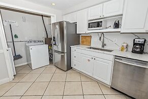 Shoreline Towers 1063 2 Bedroom Condo by RedAwning