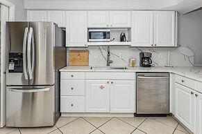 Shoreline Towers 1063 2 Bedroom Condo by RedAwning