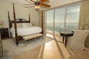 Oceania 906 3 Bedroom Condo by RedAwning