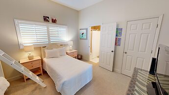 Oceania 906 3 Bedroom Condo by RedAwning