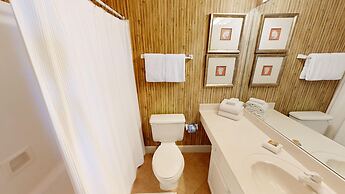 Oceania 906 3 Bedroom Condo by RedAwning