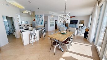 Oceania 906 3 Bedroom Condo by RedAwning