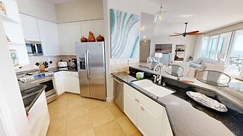Oceania 906 3 Bedroom Condo by RedAwning