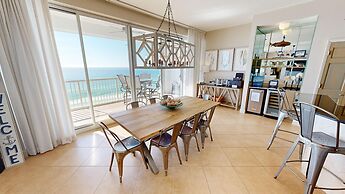 Oceania 906 3 Bedroom Condo by RedAwning