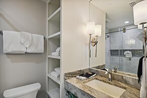 Oceania 307 3 Bedroom Condo by RedAwning