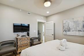 Oceania 307 3 Bedroom Condo by RedAwning