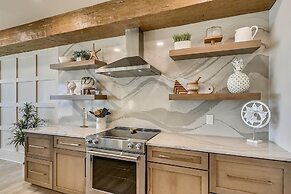 Oceania 307 3 Bedroom Condo by RedAwning