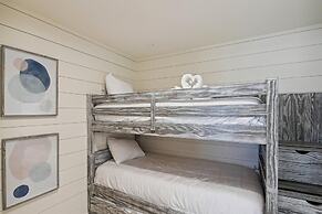 Oceania 307 3 Bedroom Condo by RedAwning