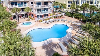 Destin Towers 21 2 Bedroom Condo by RedAwning