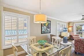 Destin Towers 21 2 Bedroom Condo by RedAwning