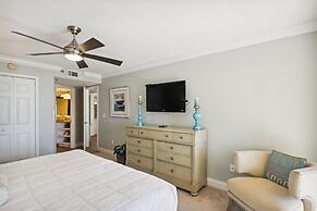 Destin Towers 21 2 Bedroom Condo by RedAwning